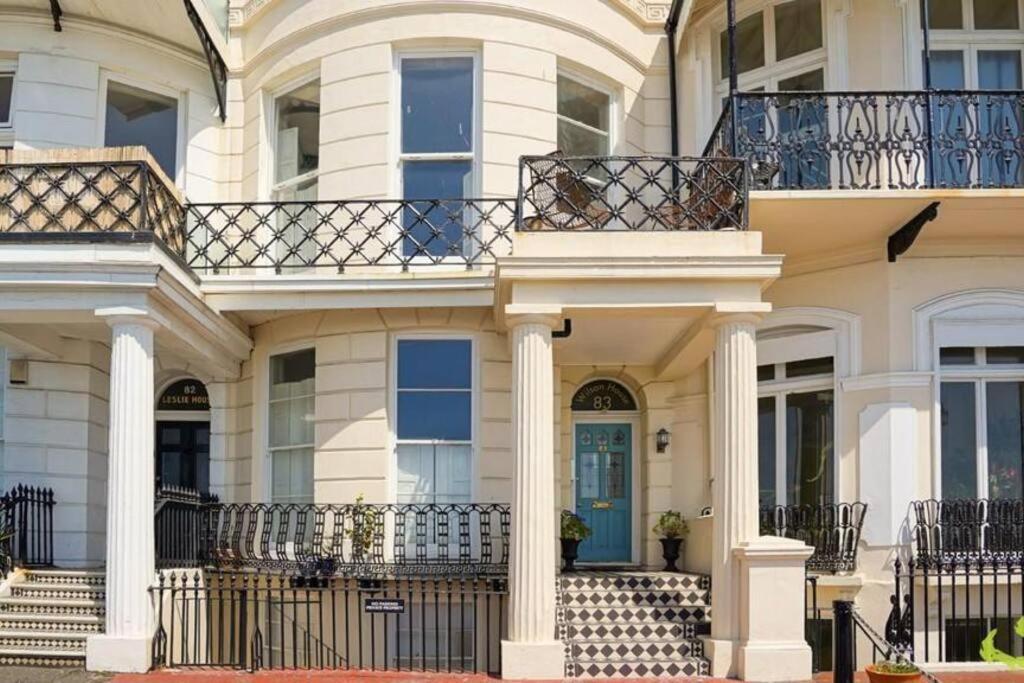 Stunning Seafront Apartment Brighton Exterior photo